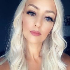 Meet your Posher, Natalia